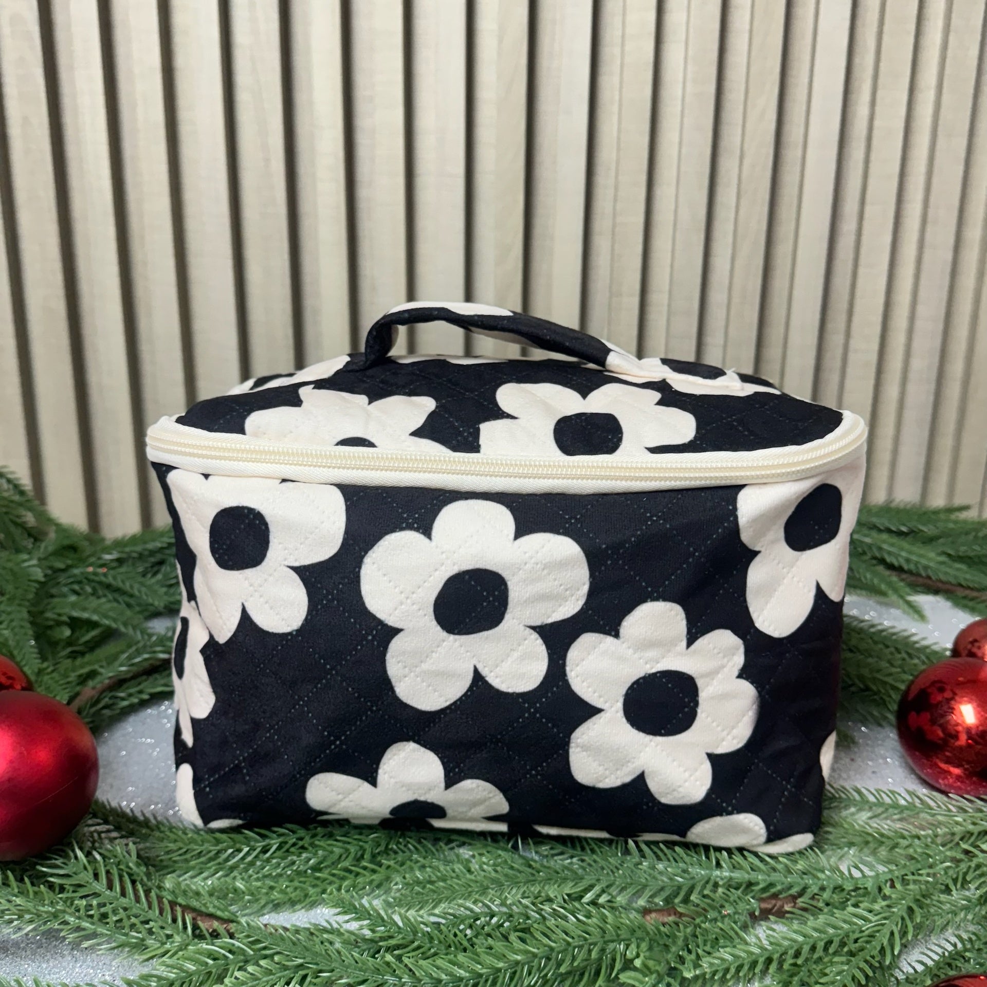 Cosmetiquera Leonora - Color Platino