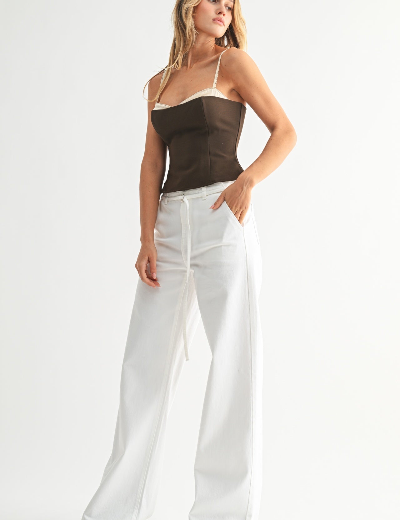 3569e4a297458845d744ed6b97a6cad7.jpg