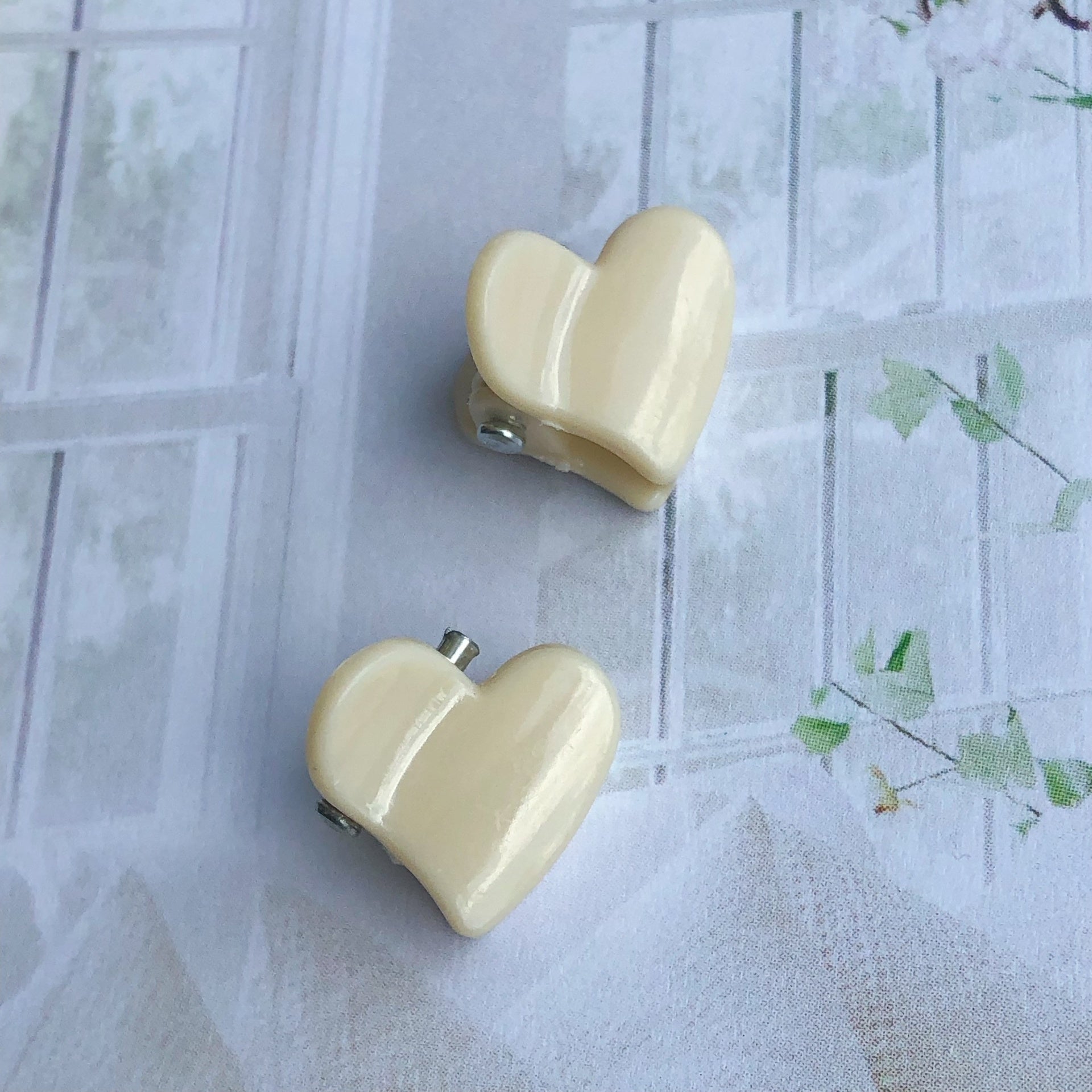 Mini Gancho Corazón Pq. - Color Platino