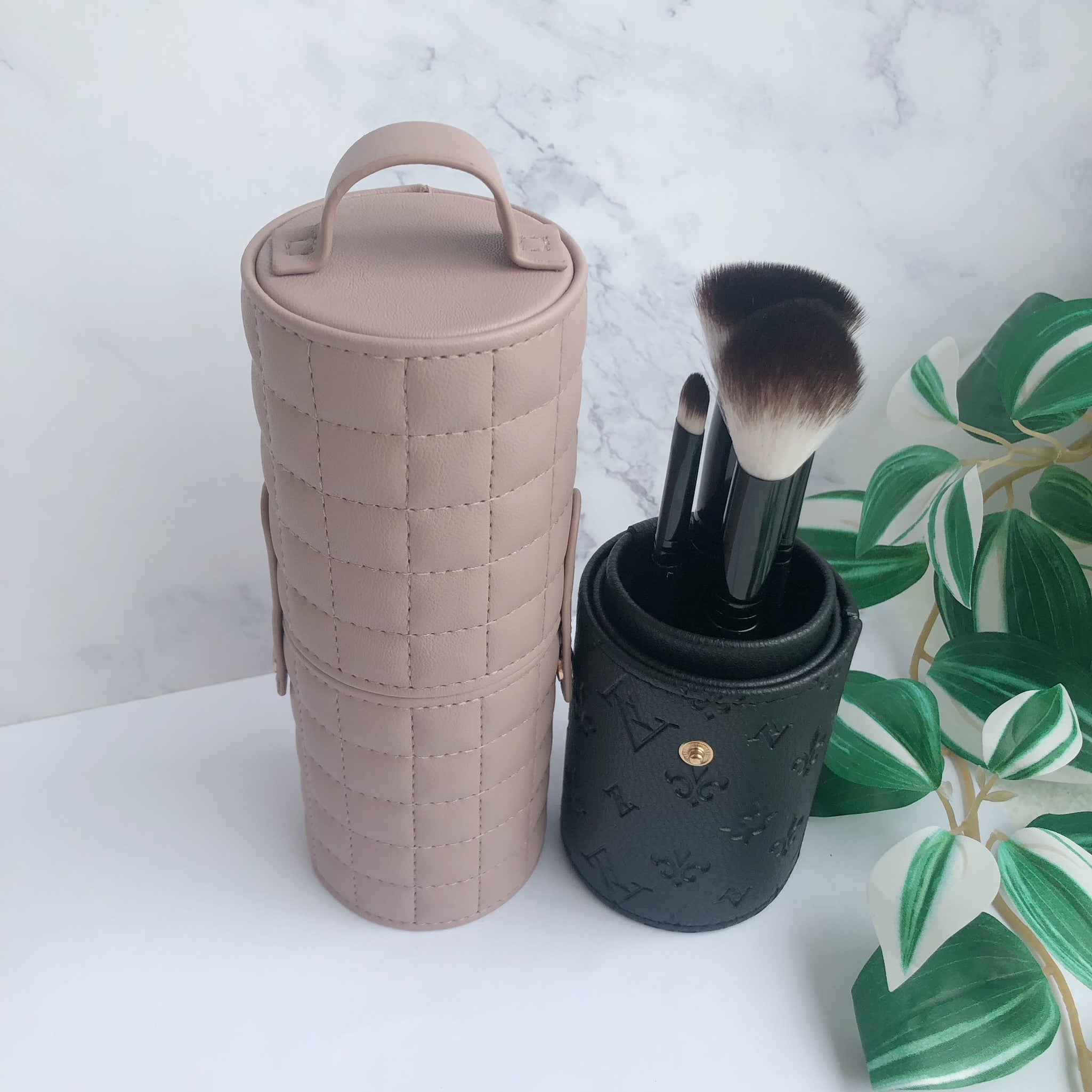 Set de brochas Adrienne