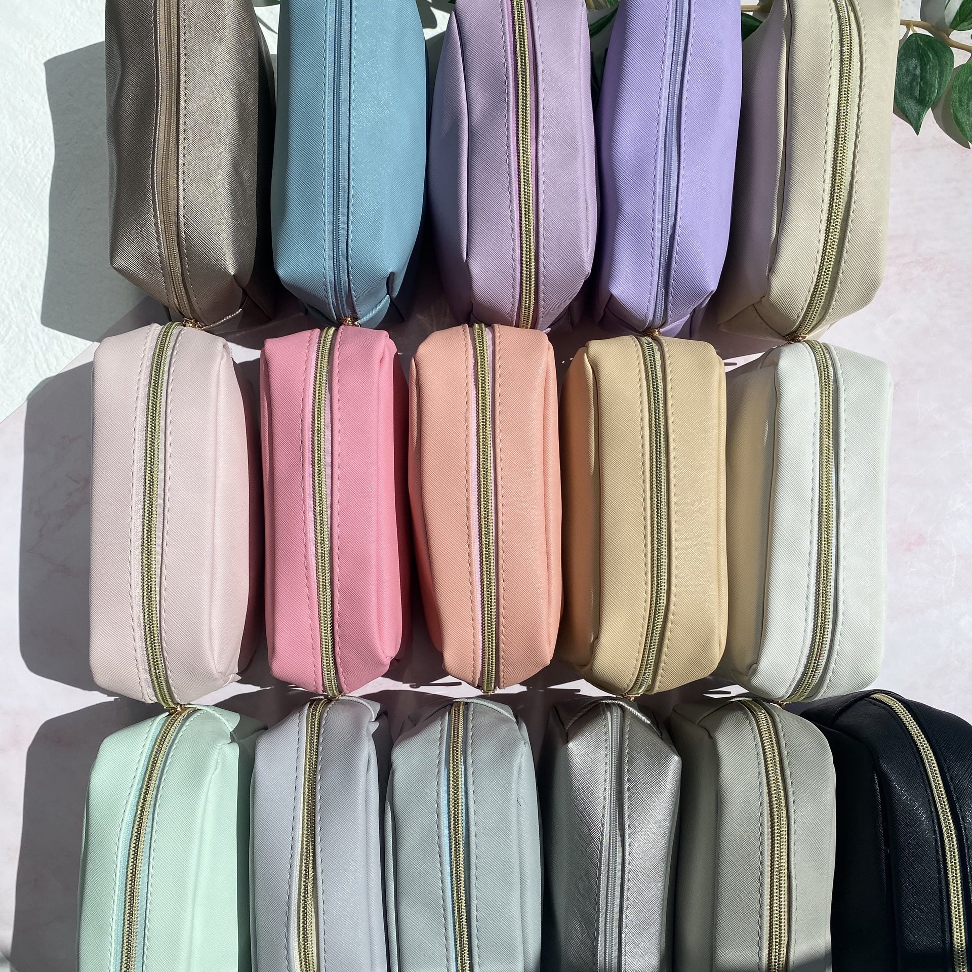 Cosmetiquera Mia - Color Platino