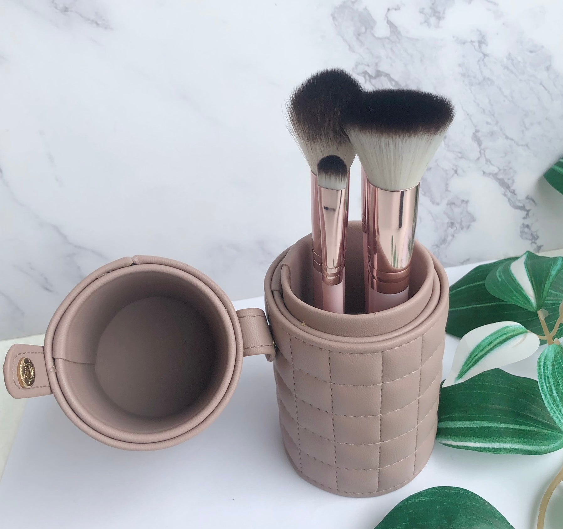 Set de brochas Adrienne