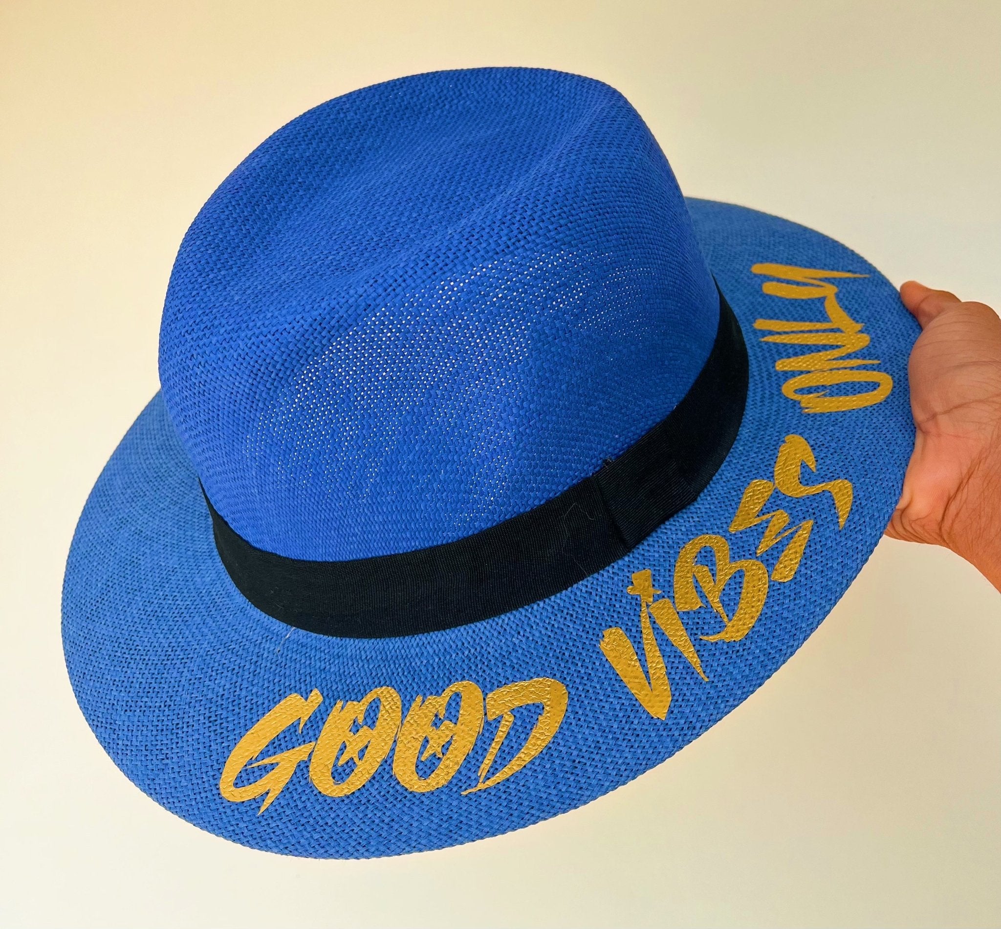 Sombrero Allie azul - Color Platino